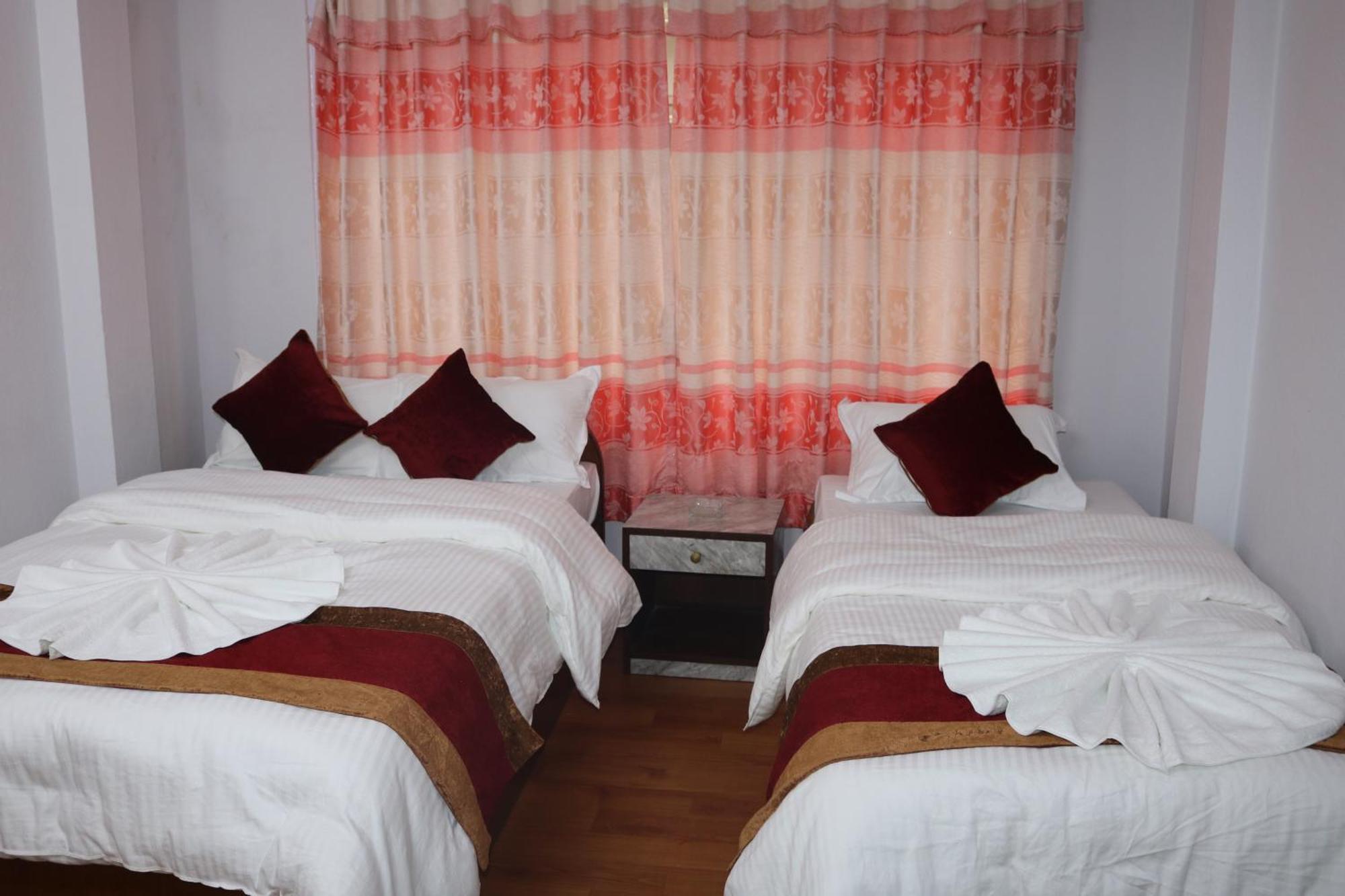 Om Tara Guest House Pvt Ltd Kathmandu Bagian luar foto
