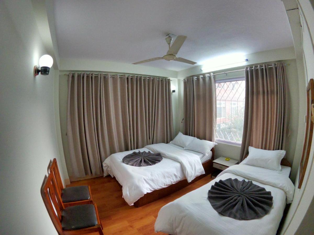 Om Tara Guest House Pvt Ltd Kathmandu Bagian luar foto