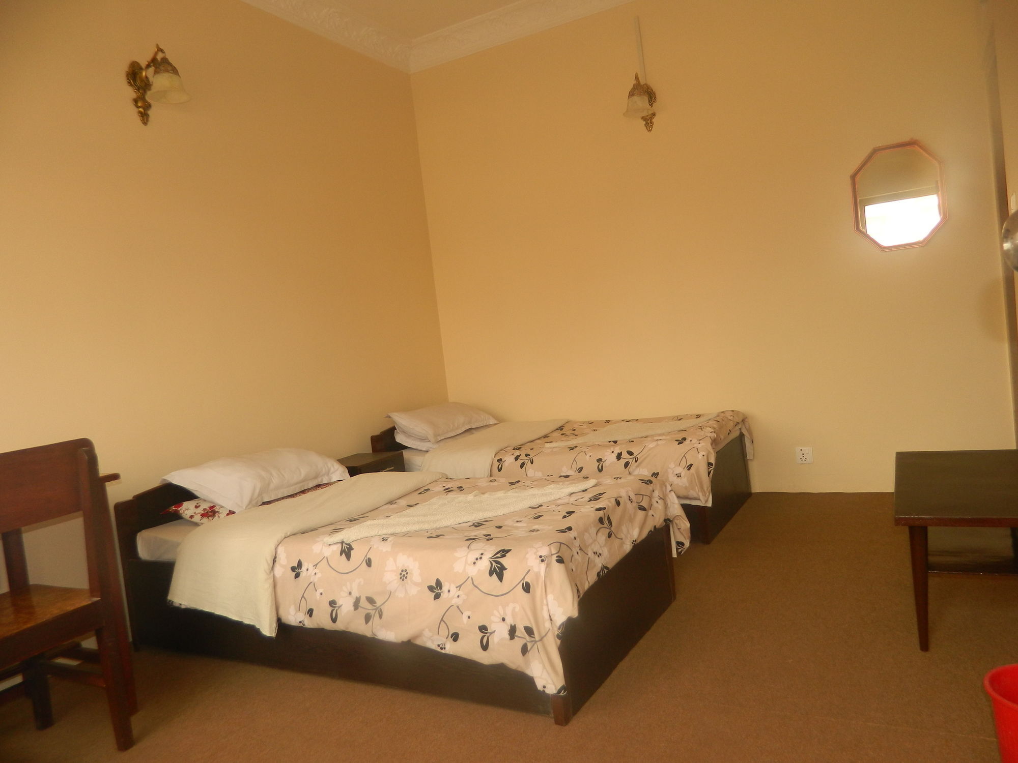 Om Tara Guest House Pvt Ltd Kathmandu Bagian luar foto